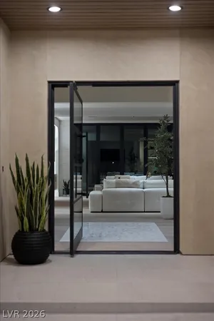 $25,000 | 2401 Driftwood Drive, Las Vegas, NV 89107