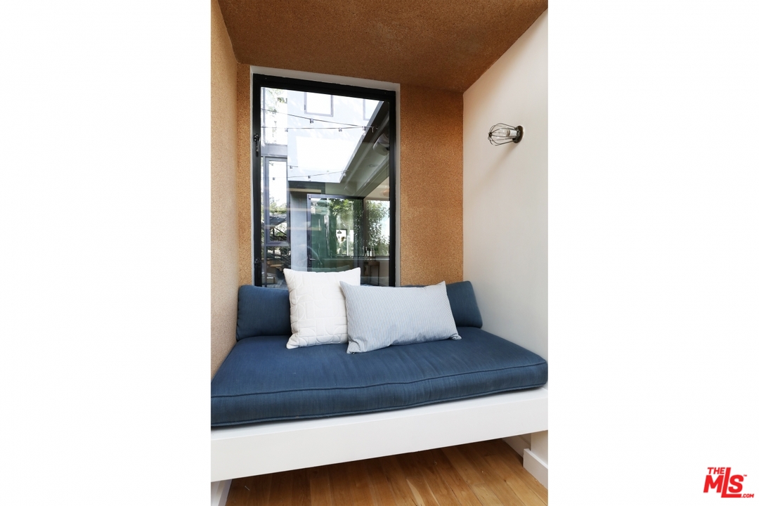 1508 Elevado Street Los Angeles, CA 90026 - Photo 16 of 38