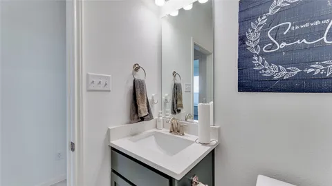 $445,920 | 121 Cecilia Cv Court, Dayton, TX 77535