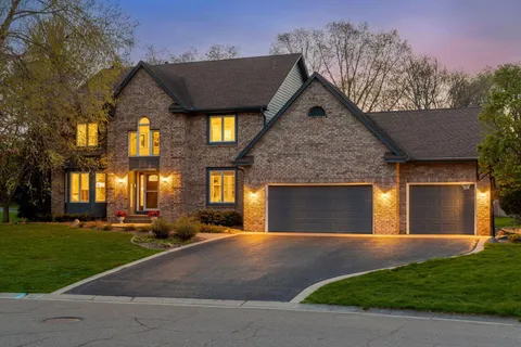 $875,000 | 3015 Olive Lane North, Plymouth, MN 55447