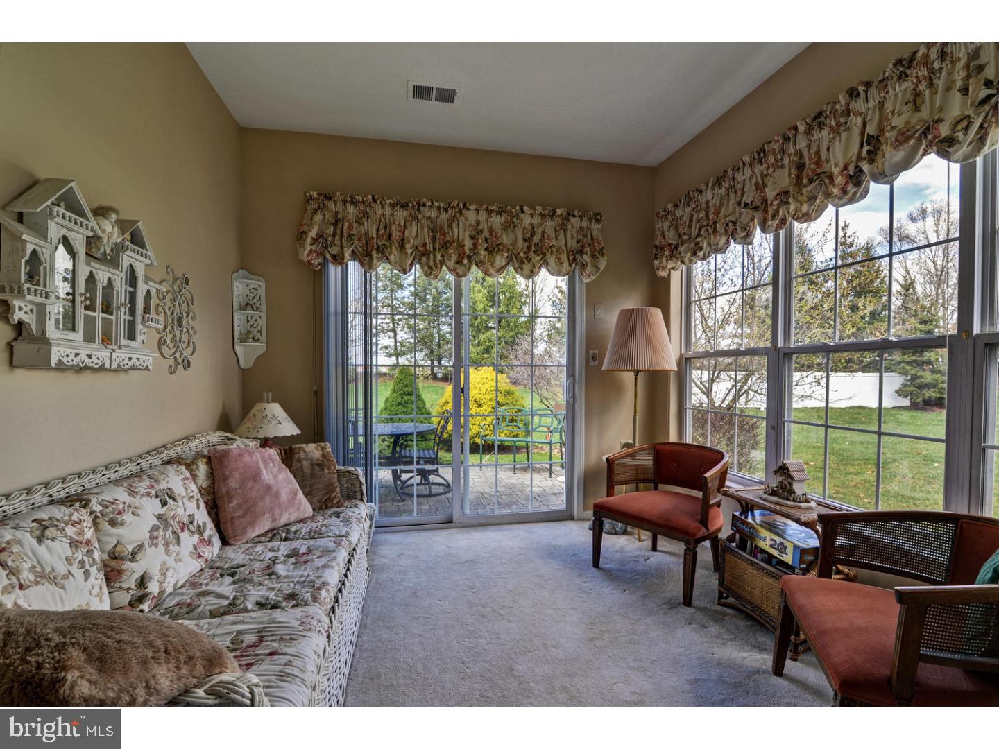 25 Cardinal Flower Lane Princeton Junction, NJ 08550 - Photo 5 of 20