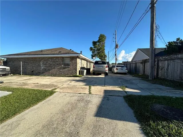 $159,900 | 1300 Cambridge Drive, Laplace, LA 70068