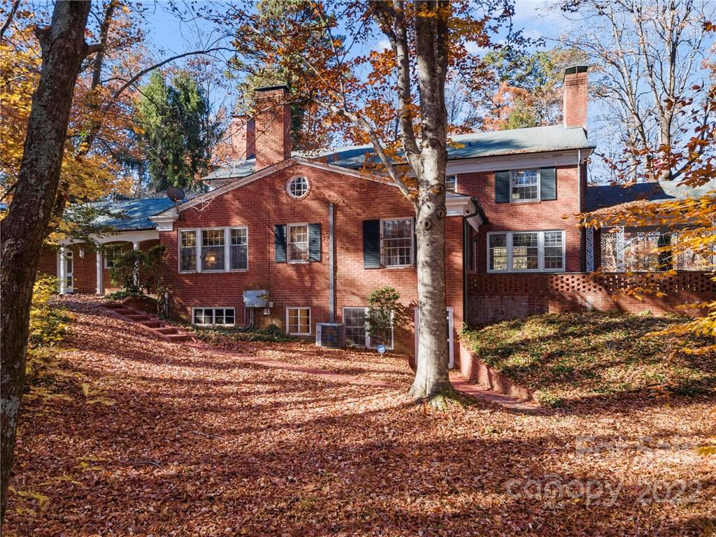 150 Forest Road Marion, NC 28752 - Photo 4 of 48 Gallery Image 4