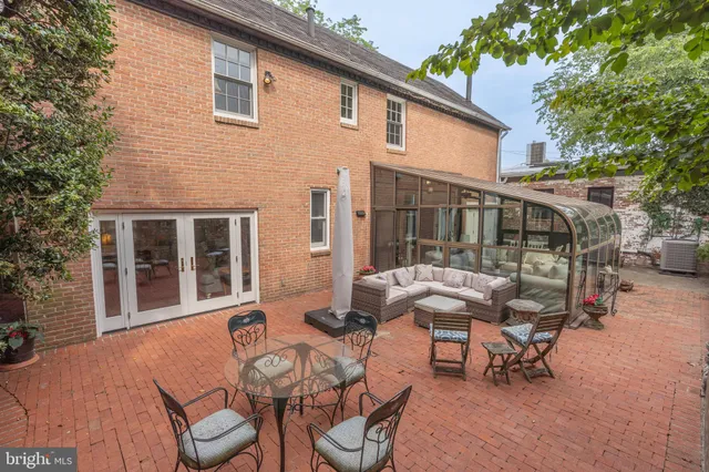 $1,975,000 | 530 F St Terrace Southeast, Washington, DC 20003