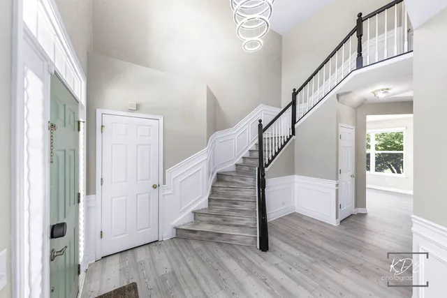 $3,500 | 2612 Lundquist Drive, Aurora, IL 60503