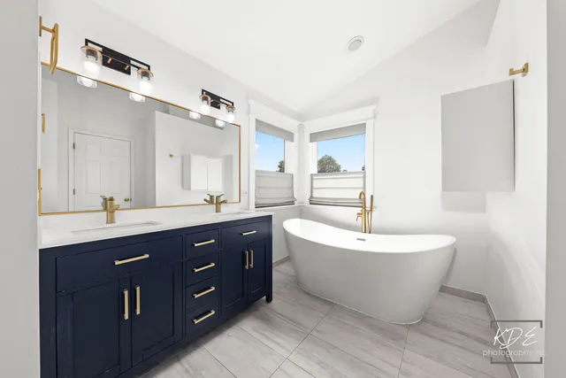 $3,500 | 2612 Lundquist Drive, Aurora, IL 60503