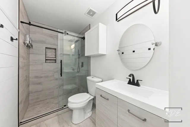 $3,500 | 2612 Lundquist Drive, Aurora, IL 60503