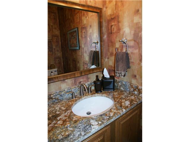 1395 Windham Road Columbus, OH 43220 - Photo 11 of 22 Gallery Image 11