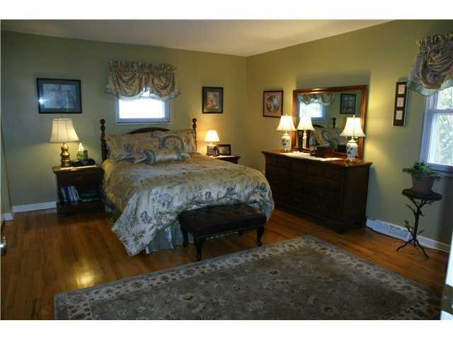 1395 Windham Road Columbus, OH 43220 - Photo 17 of 22 Gallery Image 17