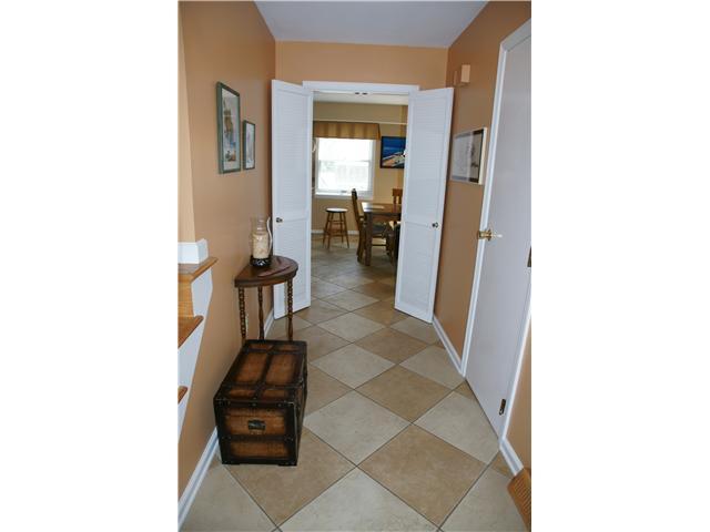1395 Windham Road Columbus, OH 43220 - Photo 3 of 22 Gallery Image 3