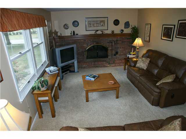 1395 Windham Road Columbus, OH 43220 - Photo 9 of 22 Gallery Image 9