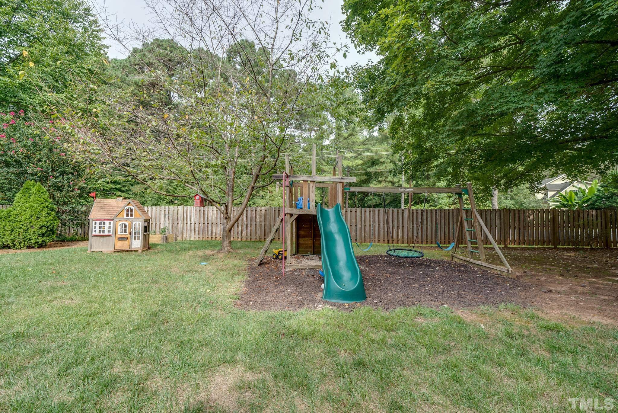 10104 Goodview Court Raleigh, NC 27613 - Photo 14 of 24