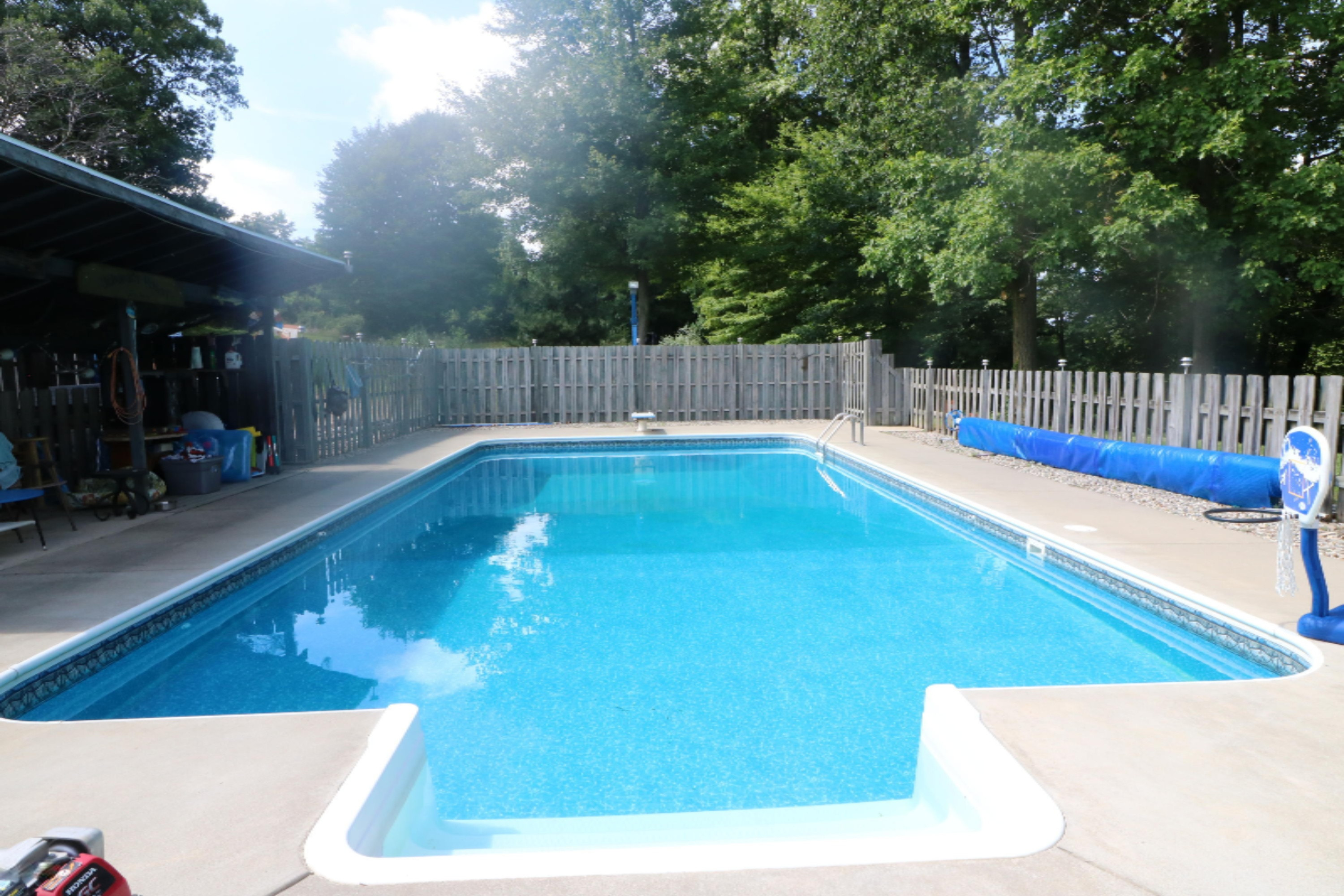 68918 Territorial Road Watervliet, MI 49098 - Photo 2 of 19 Inground pool