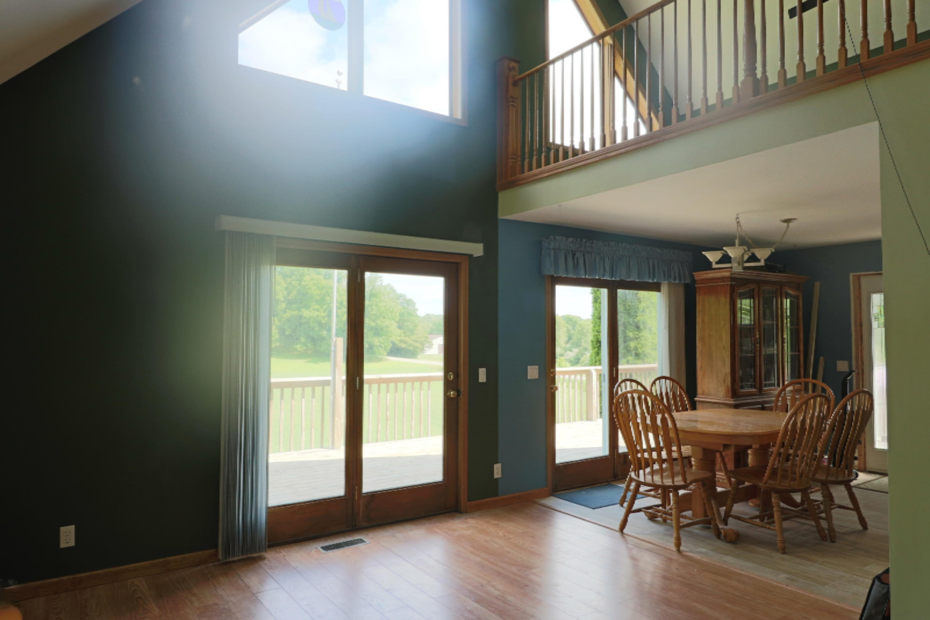68918 Territorial Road Watervliet, MI 49098 - Photo 4 of 19 Great room