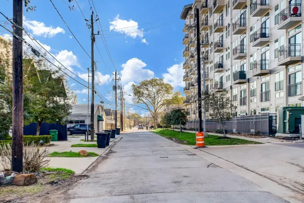 $2,200 | 1436 Dorothy Street, Houston, TX 77008