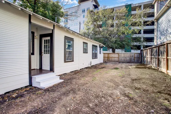 $2,200 | 1436 Dorothy Street, Houston, TX 77008