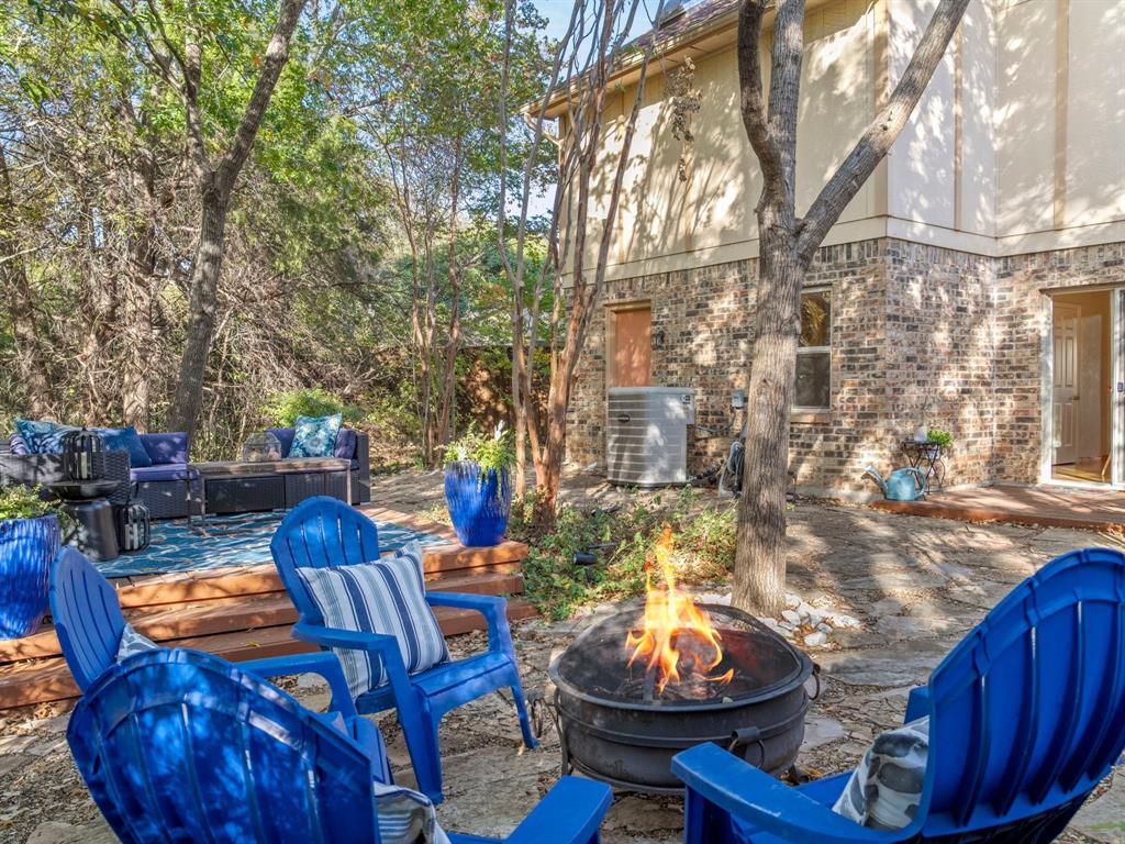 a view of outdoor space yard and patio