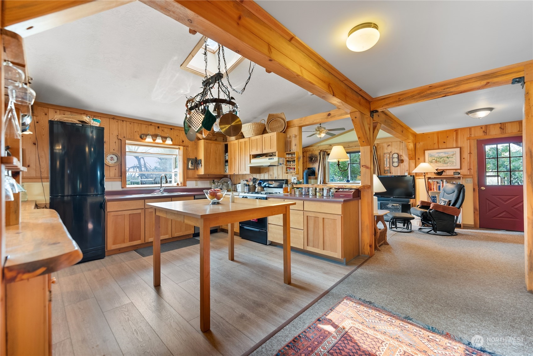 822 Main Street Winthrop, WA 98862 - Photo 11 of 40