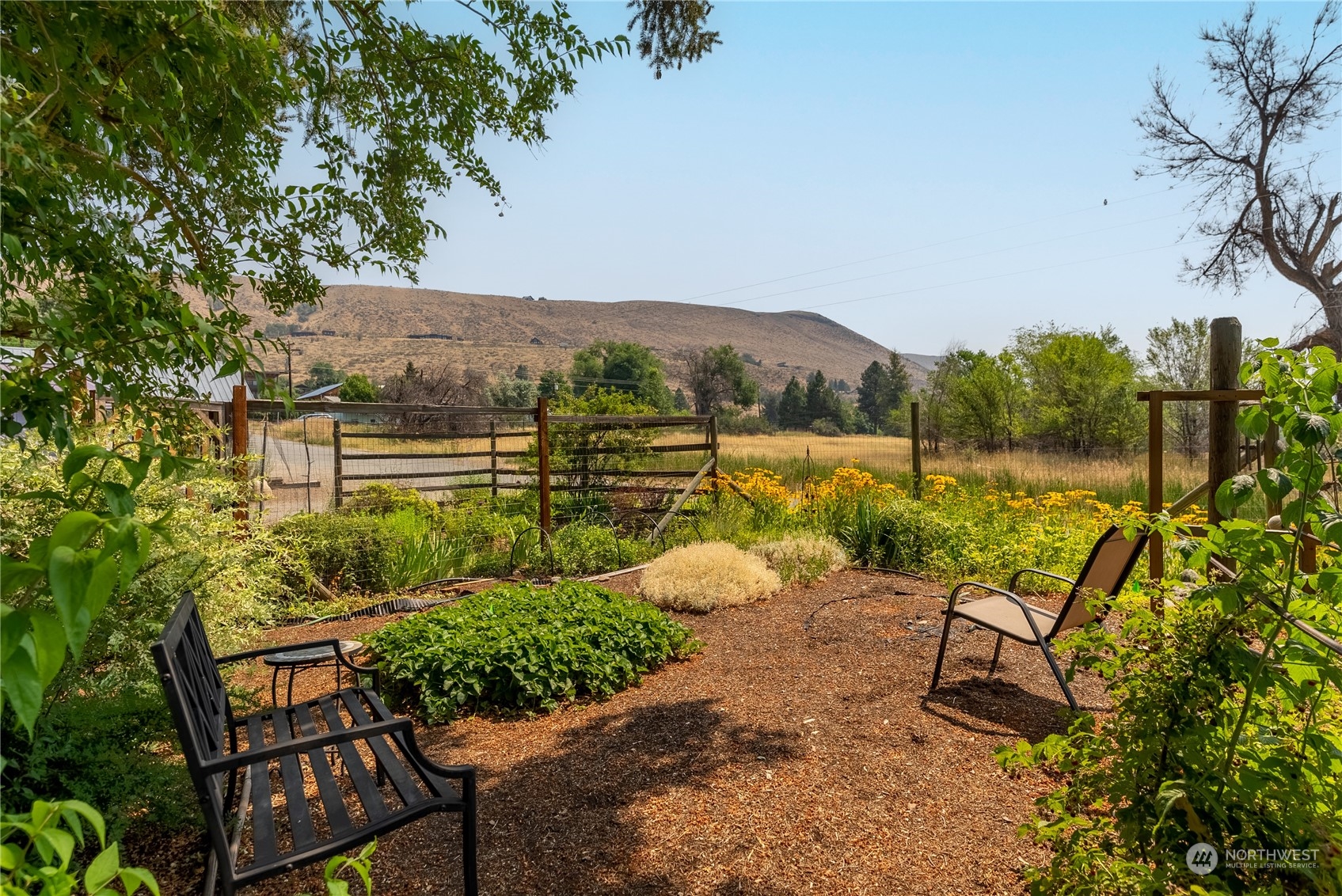 822 Main Street Winthrop, WA 98862 - Photo 38 of 40