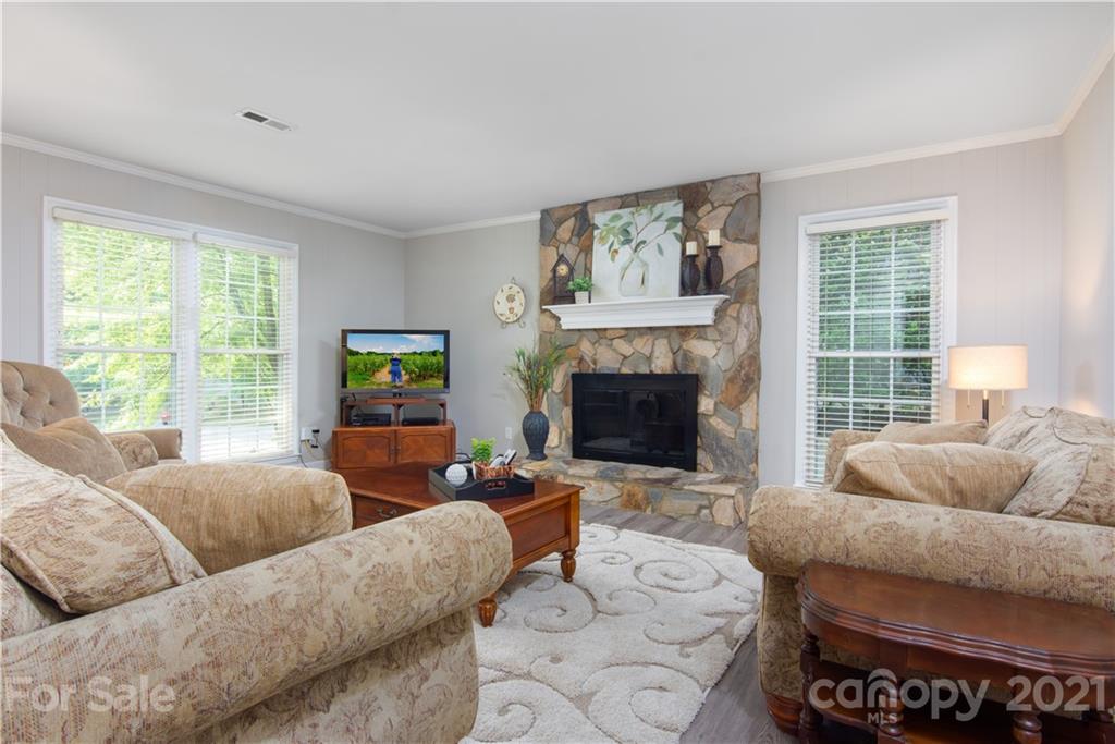 6824 Porterfield Road Charlotte, NC 28226 - Photo 19 of 48 Gallery Image 19