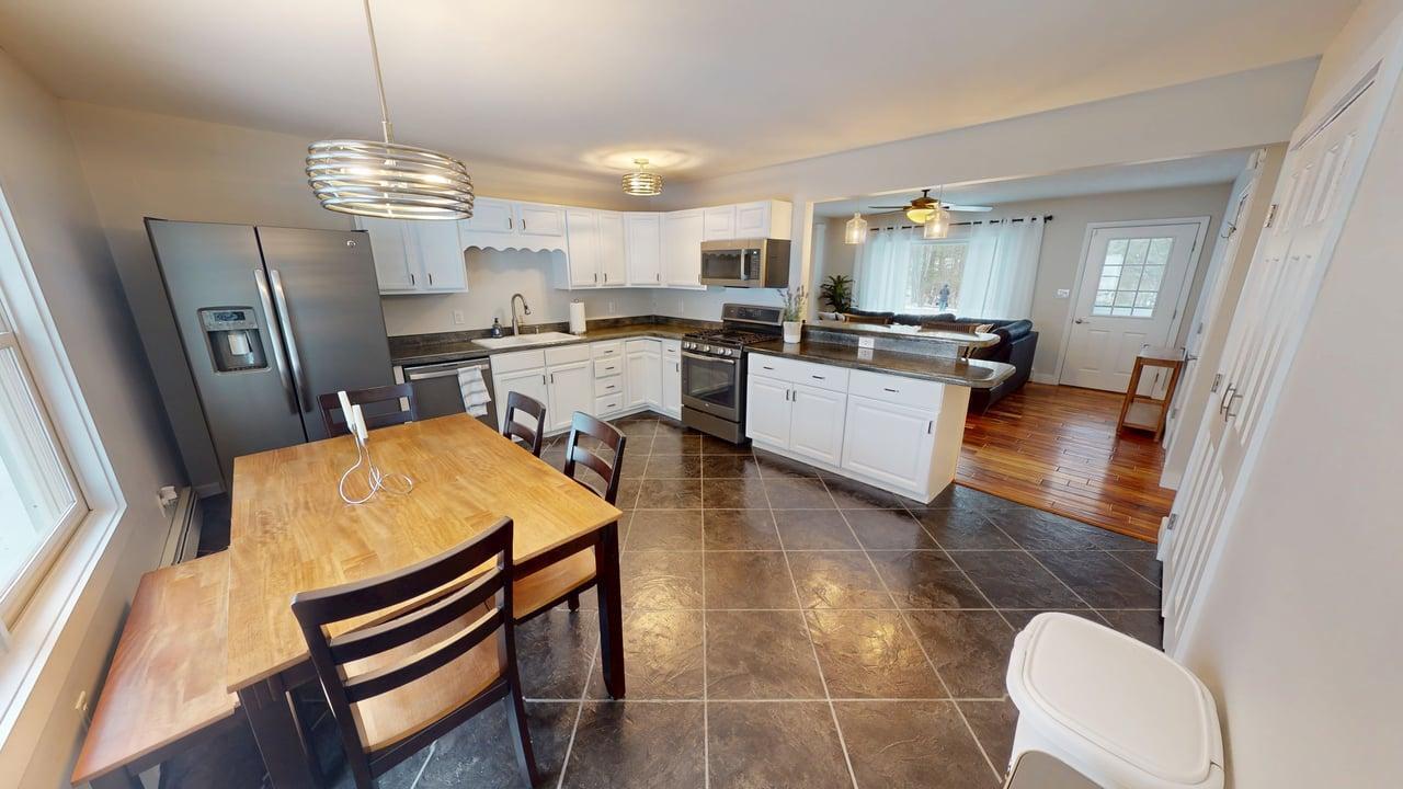 46 Silver Ridge Bangor, ME 04401 - Photo 8 of 41 Kitchen