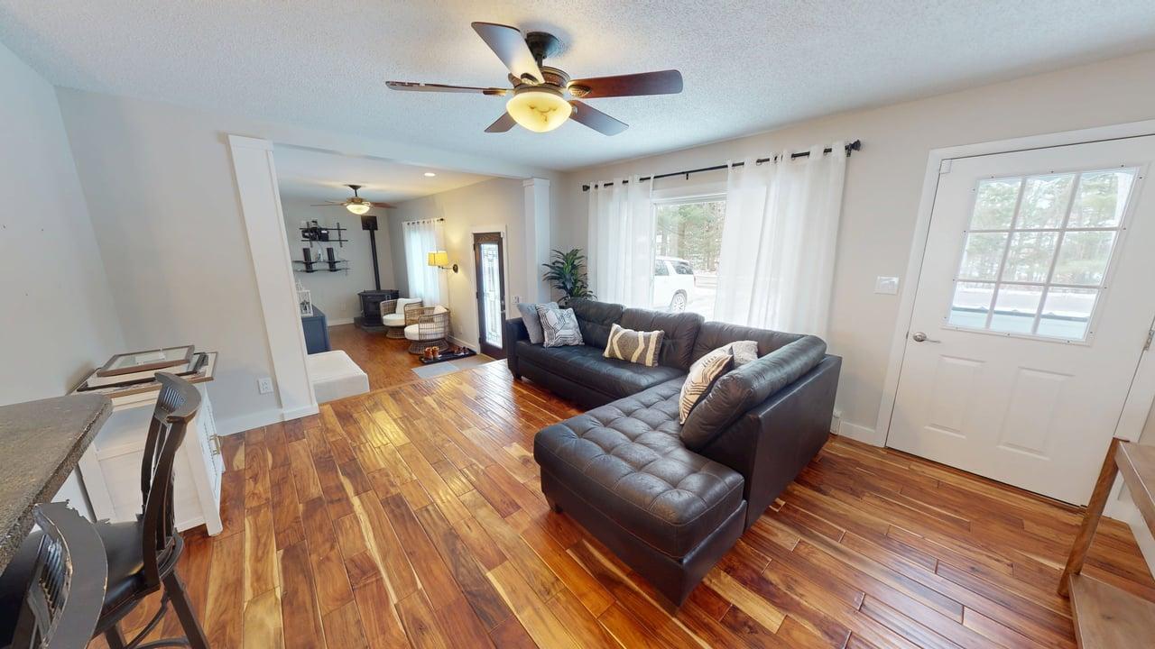 46 Silver Ridge Bangor, ME 04401 - Photo 10 of 41 Living Room