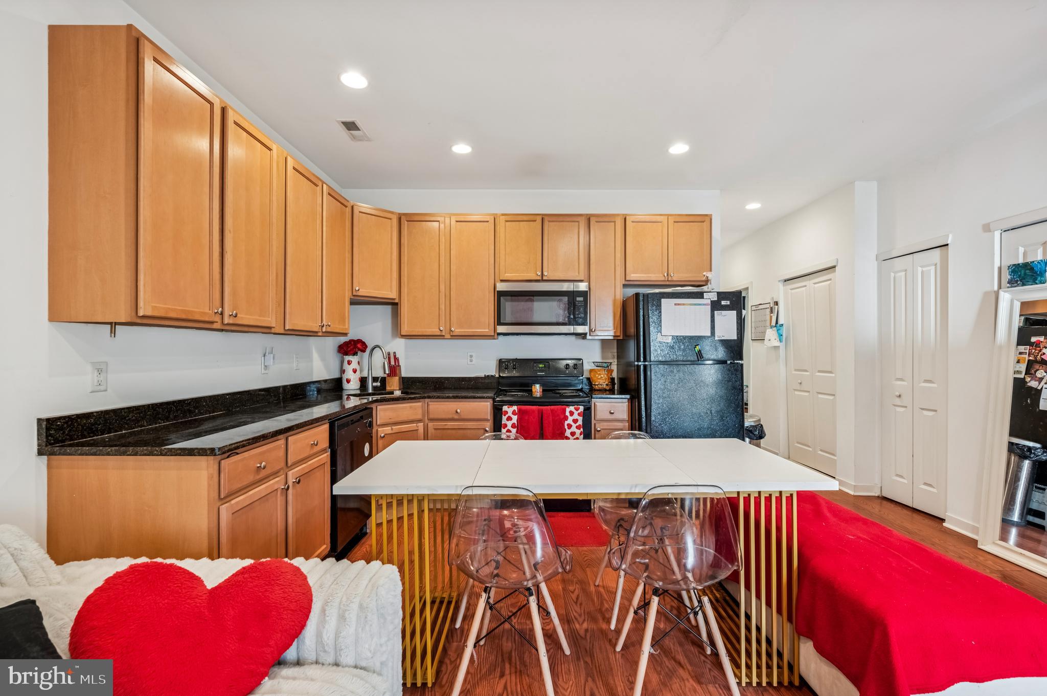 6212 Ridge Avenue, Unit E Philadelphia, PA 19128 - Photo 5 of 20