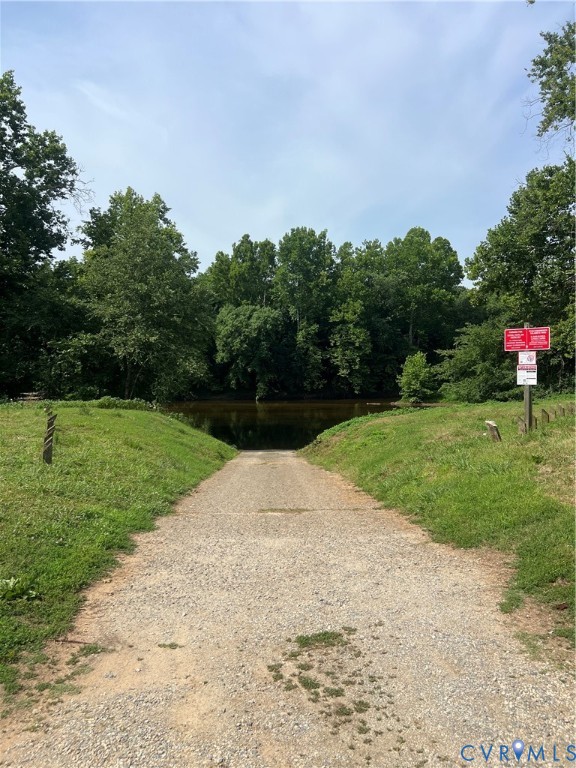 1387 New Town Road Goochland, VA 23063 - Photo 10 of 12 west view boat landing on James river, 1 mile away