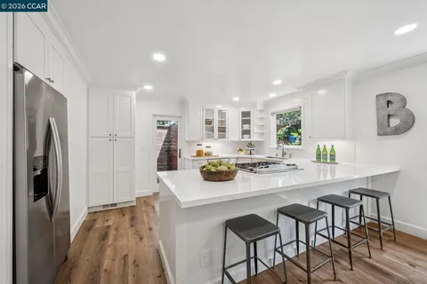 $1,495,000 | 996 Hawthorne Drive, Lafayette, CA 94549