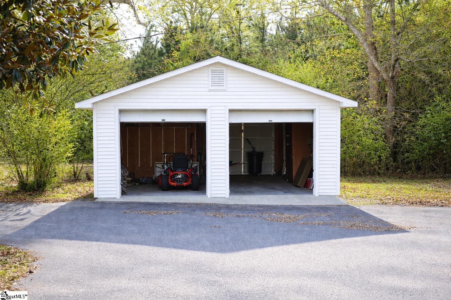 710 Airport Road Newberry, SC 29108 - Photo 2 of 32