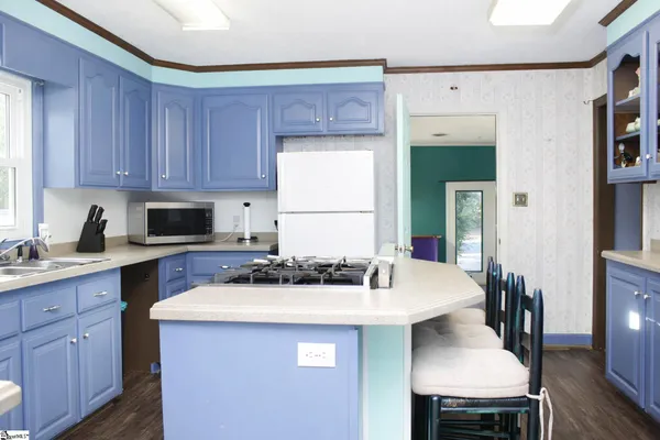 $317,500 | 710 Airport Road, Newberry, SC 29108