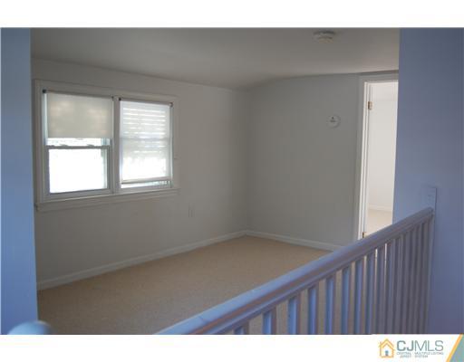 34 Highview Road East Brunswick, NJ 08816 - Photo 6 of 10 Gallery Image 6
