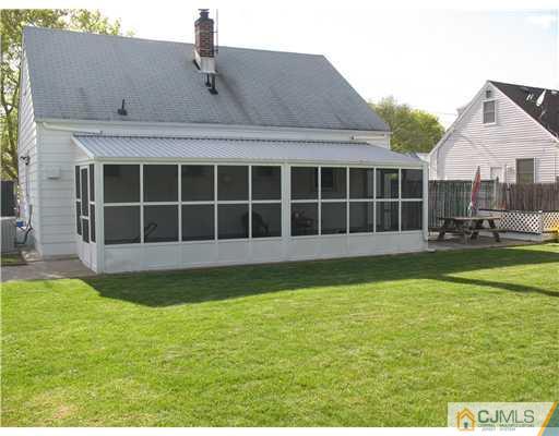 34 Highview Road East Brunswick, NJ 08816 - Photo 8 of 10 Gallery Image 8