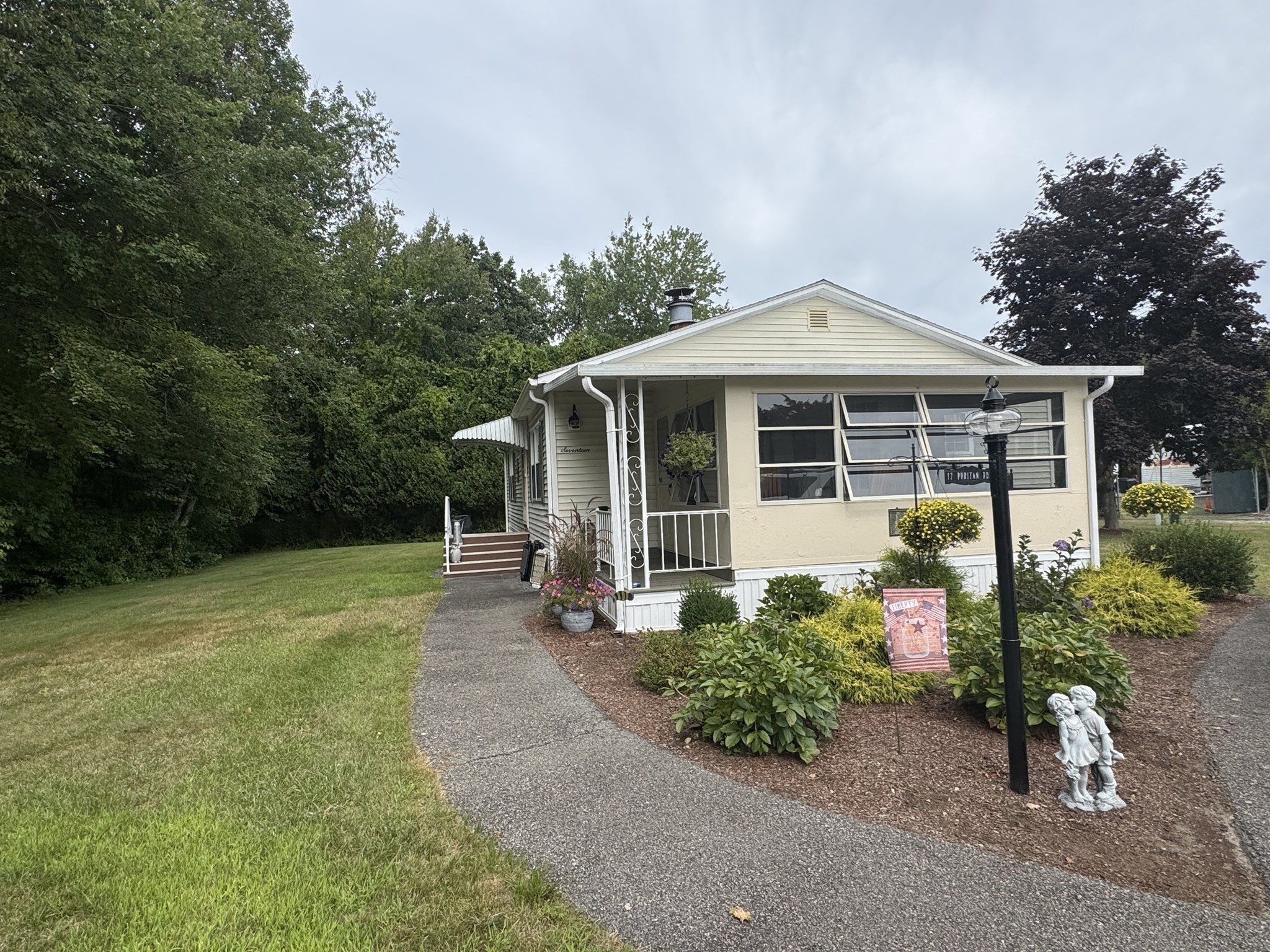 17 Puritan Road Taunton, MA 02780 - Photo 3 of 38 Gallery Image 3