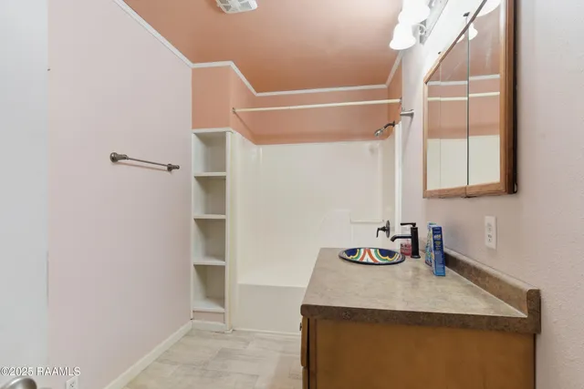 $175,000 | 1405 Basile Eunice Highway, Basile, LA 70515