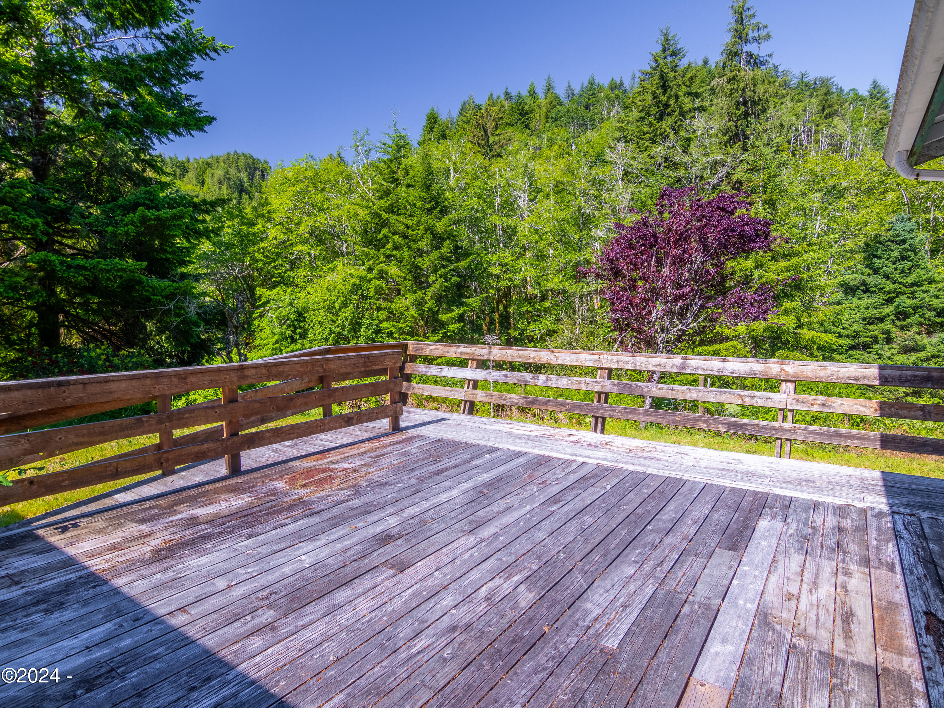 909 Christiansen Road Toledo, OR 97391 - Photo 41 of 43 Back Deck