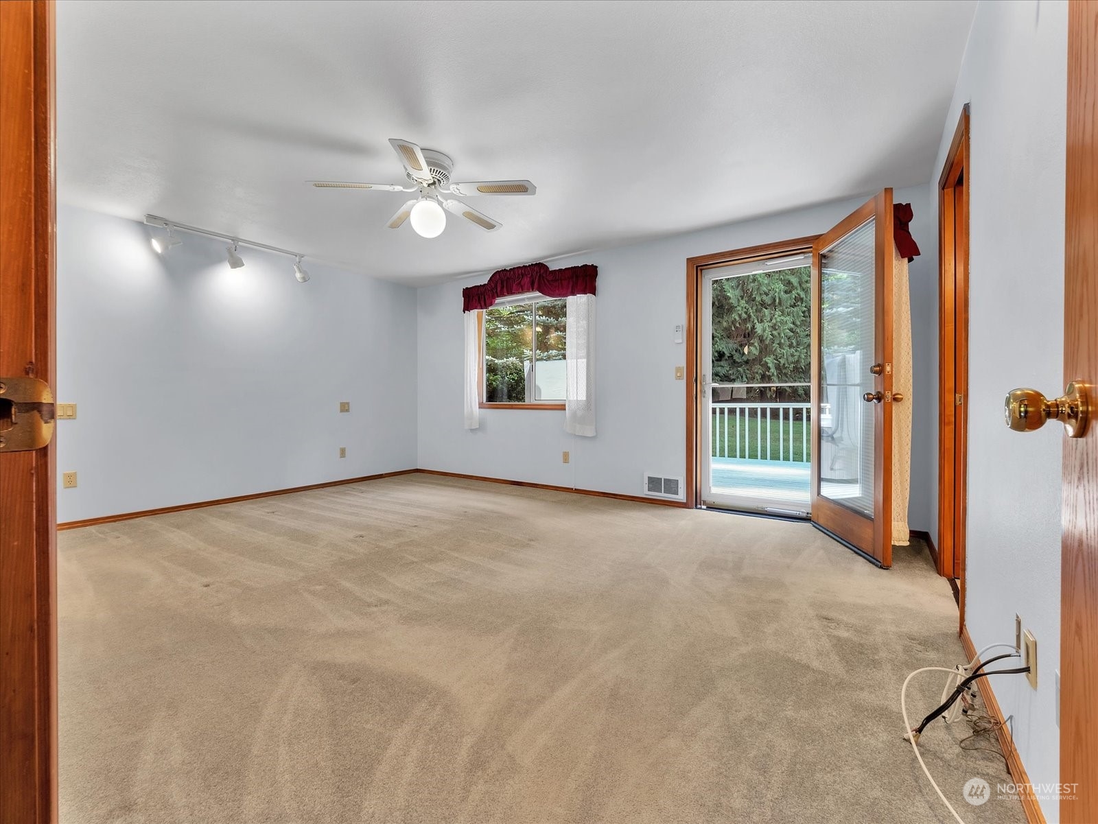 19227 Badke Road Snohomish, WA 98290 - Photo 14 of 40