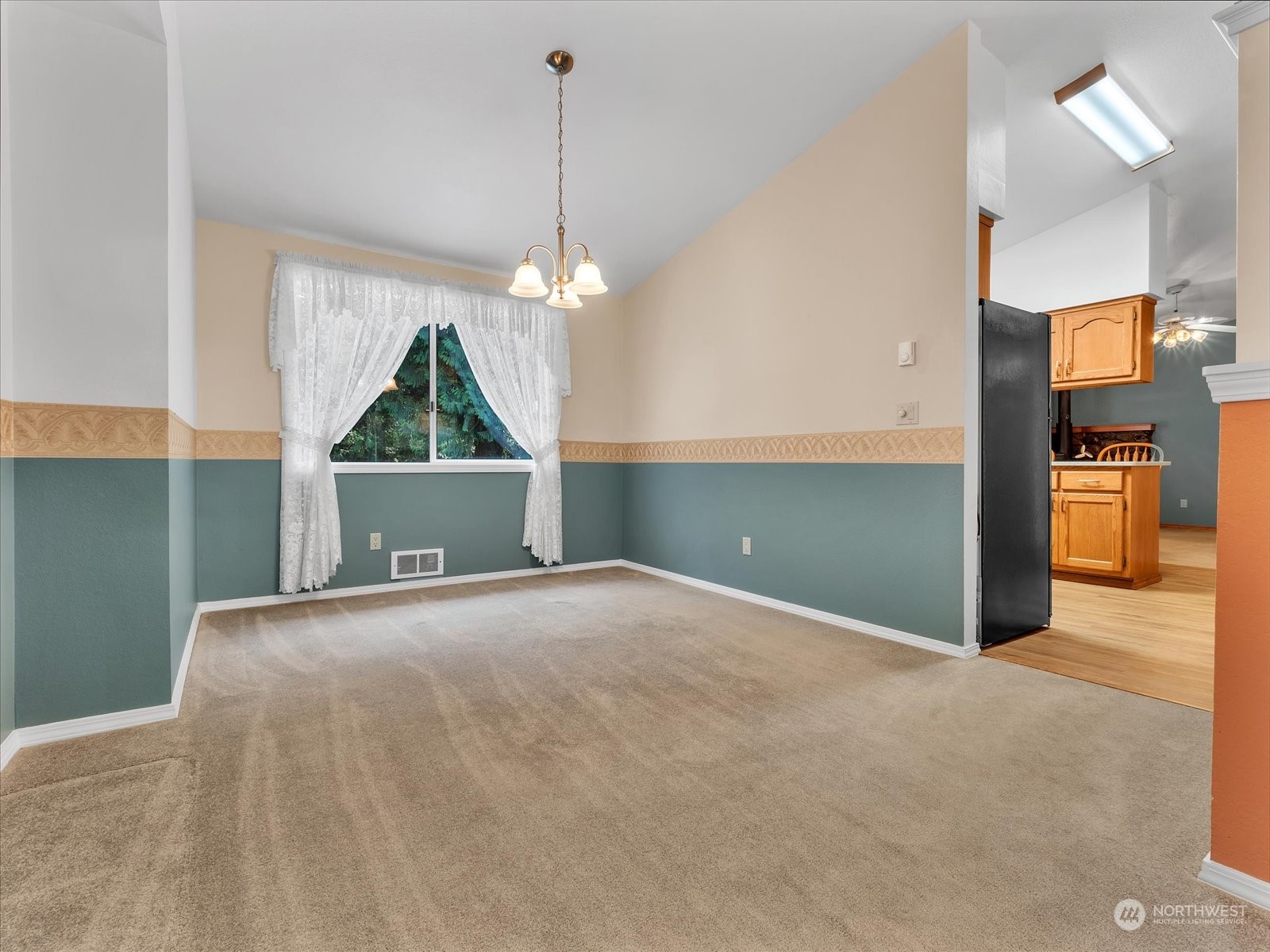 19227 Badke Road Snohomish, WA 98290 - Photo 5 of 40