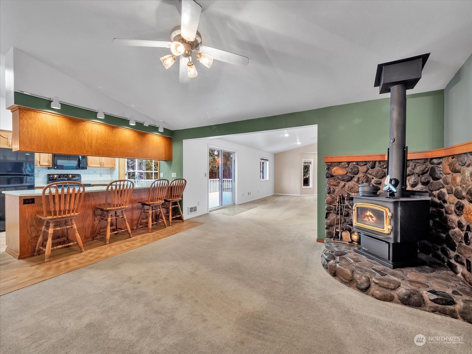 19227 Badke Road Snohomish, WA 98290 - Photo 6 of 40