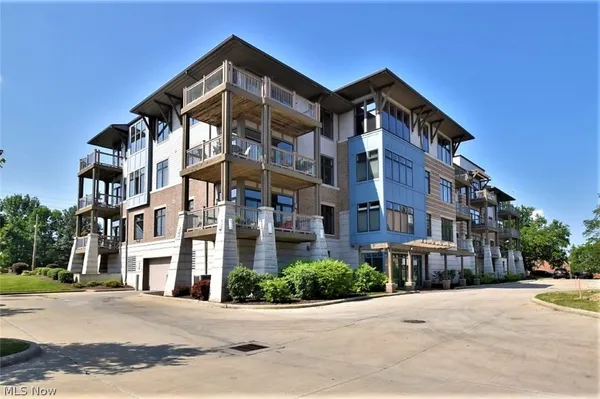 $3,200 | 1403 Copper Cleveland Heights, Unit 307, Cleveland, OH 44118