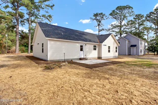 $286,900 | 201 Megans Field Place, Unit 66, Richlands, NC 28574