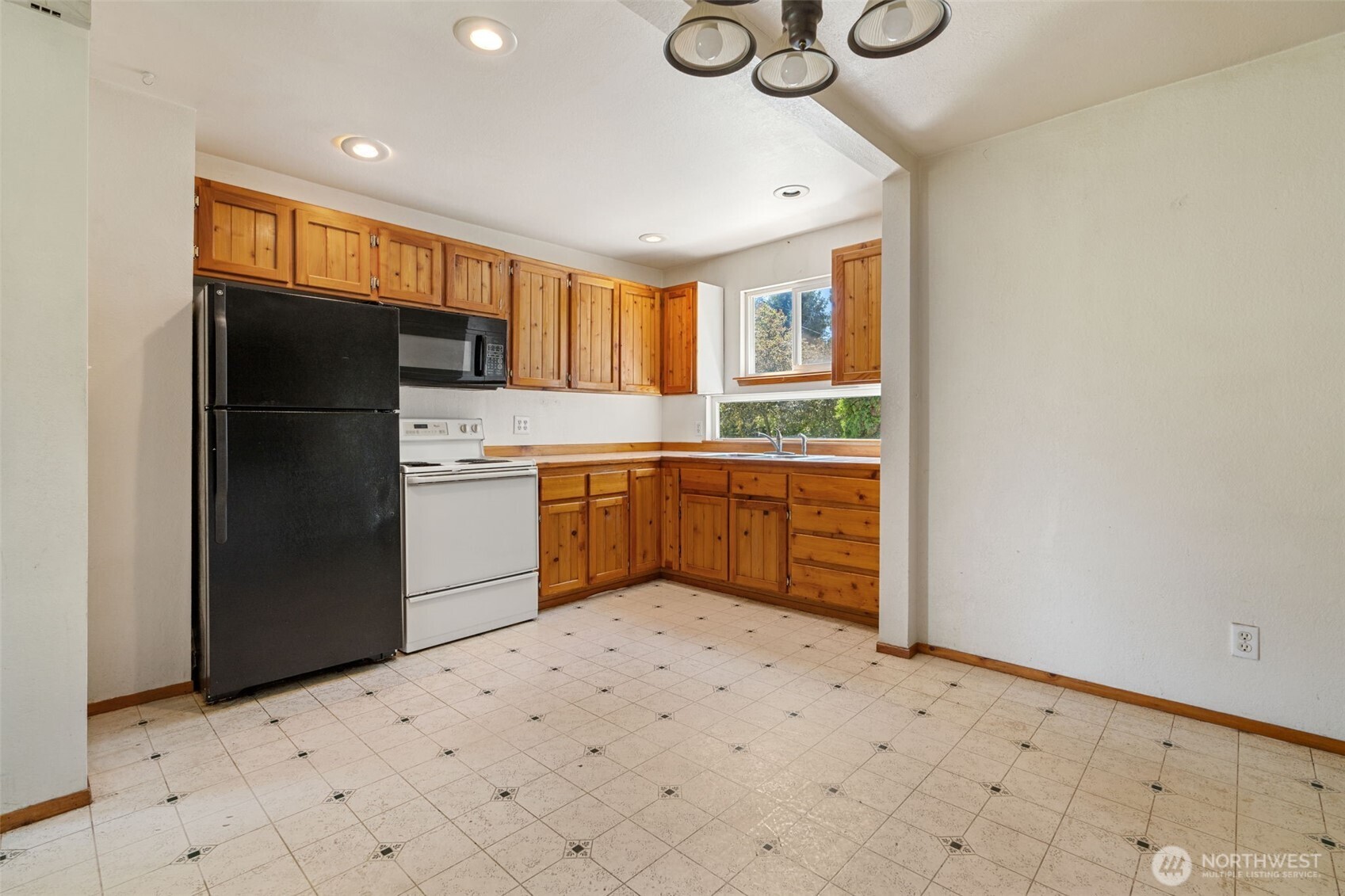 511 7th Street Centralia, WA 98531 - Photo 13 of 28