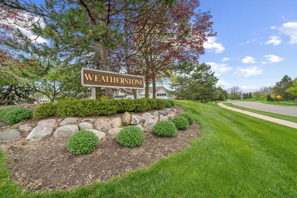$281,200 | 1755 Weatherstone Drive, Ann Arbor, MI 48108