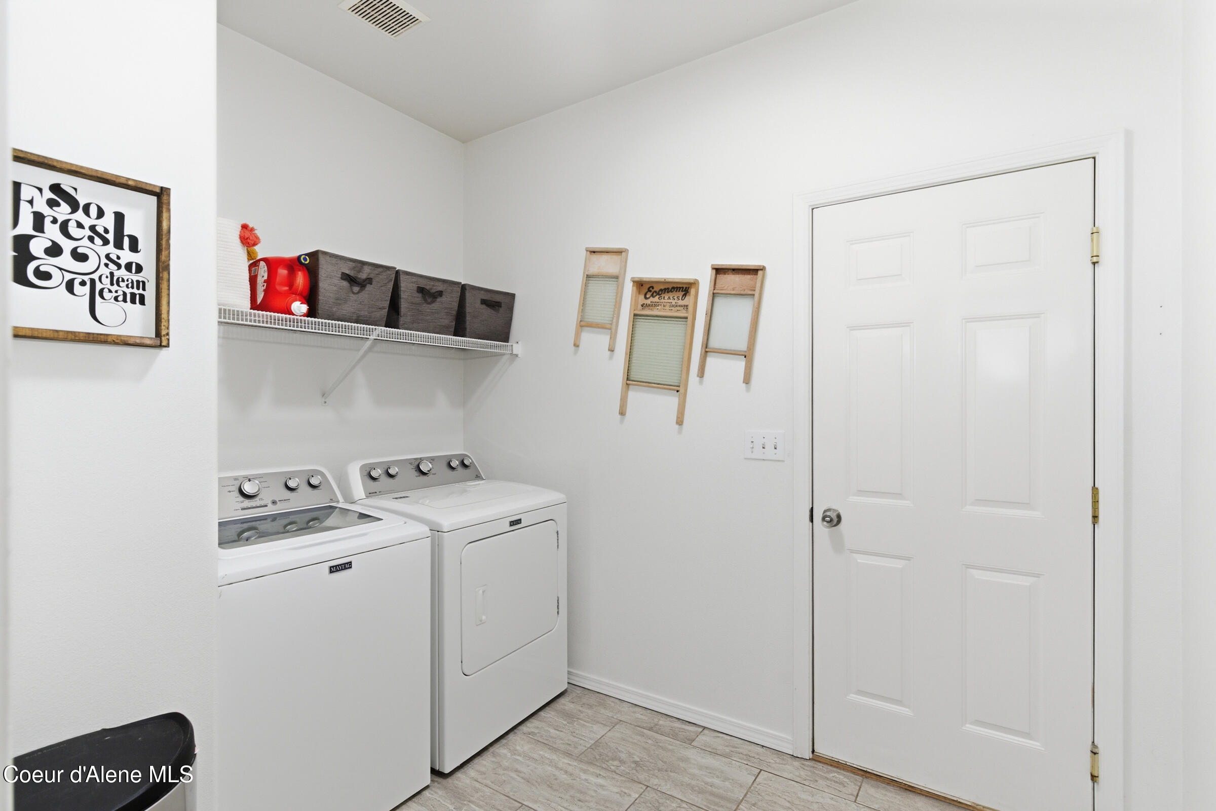 5487 North Martha Loop Coeur D'Alene, ID 83815 - Photo 26 of 37 LAUNDRY/MUD ROOM