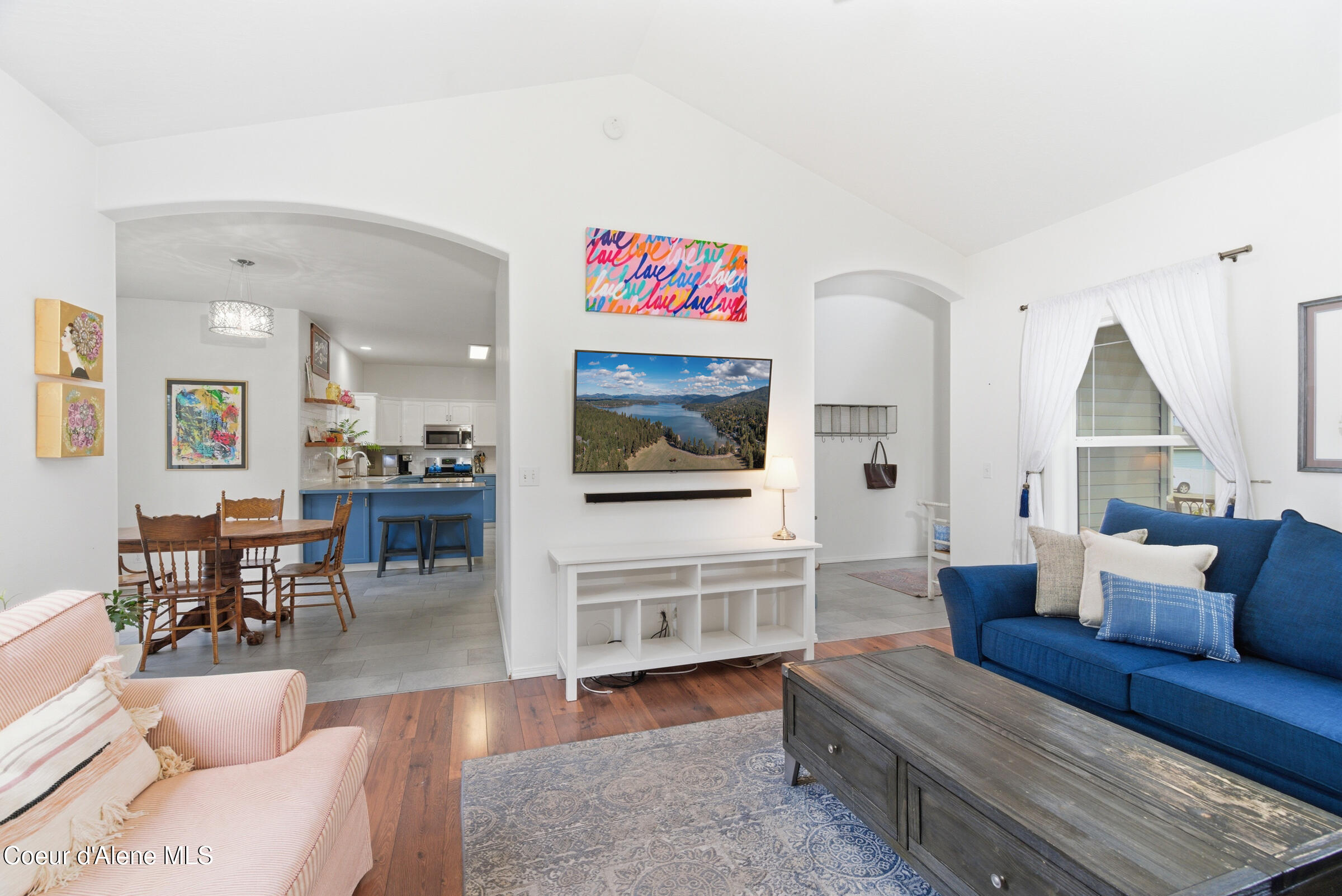5487 North Martha Loop Coeur D'Alene, ID 83815 - Photo 9 of 37 LV DINING VIEW