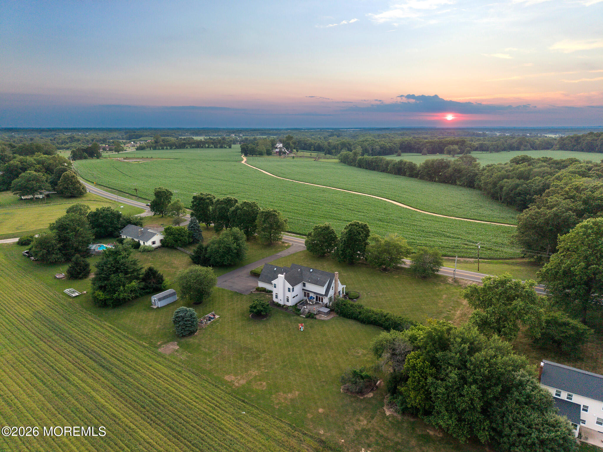655 Rte 524 Allentown, NJ 08501 - Photo 2 of 37 SUNSETS