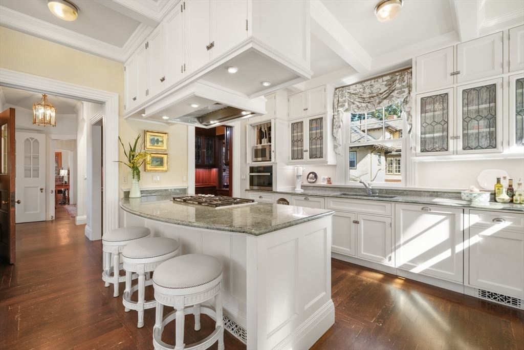 96 Dean Road Brookline, MA 02445 - Photo 13 of 40