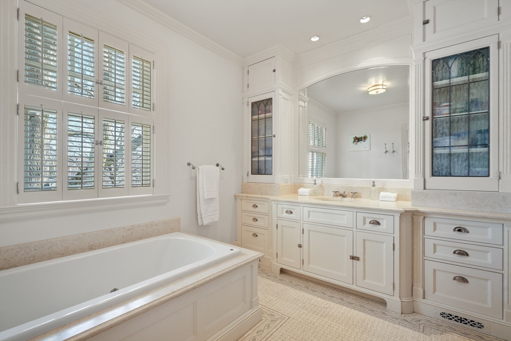 96 Dean Road Brookline, MA 02445 - Photo 21 of 40