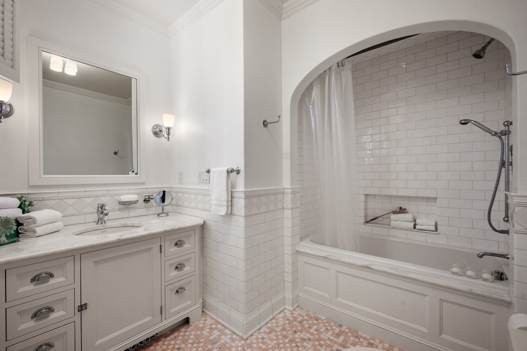 96 Dean Road Brookline, MA 02445 - Photo 24 of 40