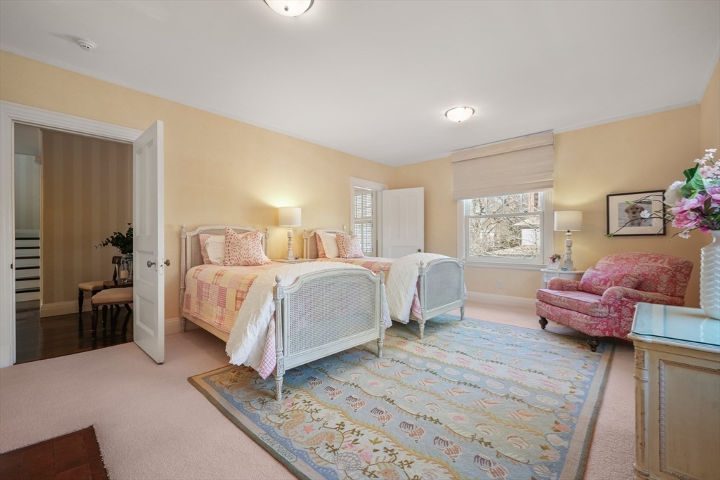 96 Dean Road Brookline, MA 02445 - Photo 25 of 40